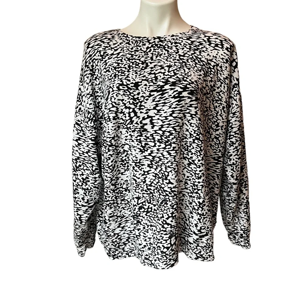 ATHLETA Balance Printed Pullover Ocelot Spot White, Sz XL - Picture 5 of 11